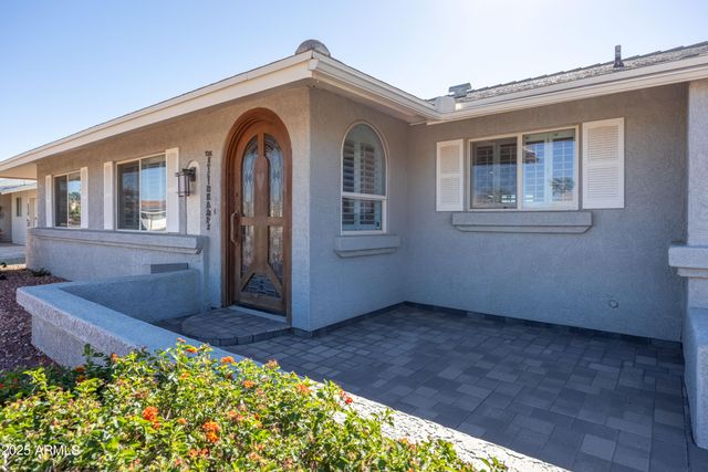 10927 W WHITE MOUNTAIN Road, Sun City, AZ 85351