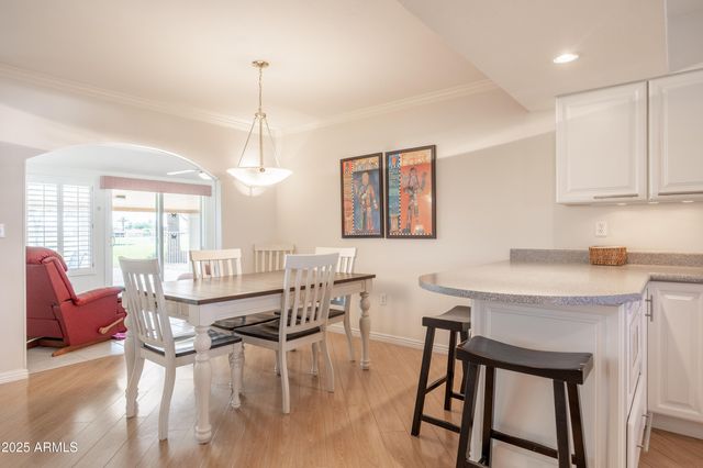 10927 W WHITE MOUNTAIN Road, Sun City, AZ 85351