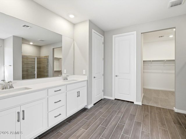 17659 W COLLEGE Drive, Goodyear, AZ 85395