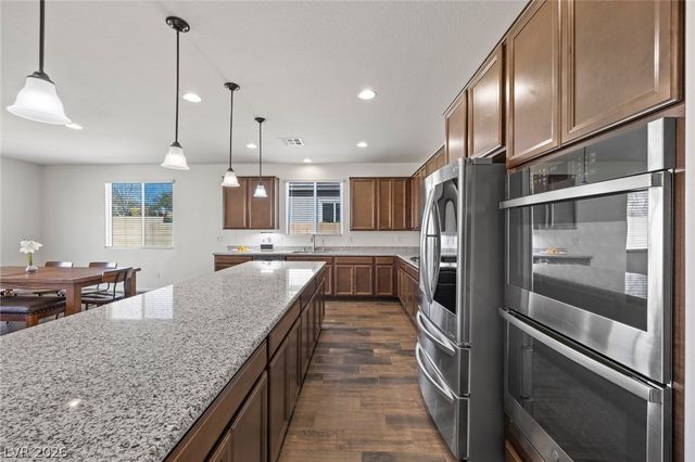 6721 Sycamore Pines Street, Las Vegas, NV 89149