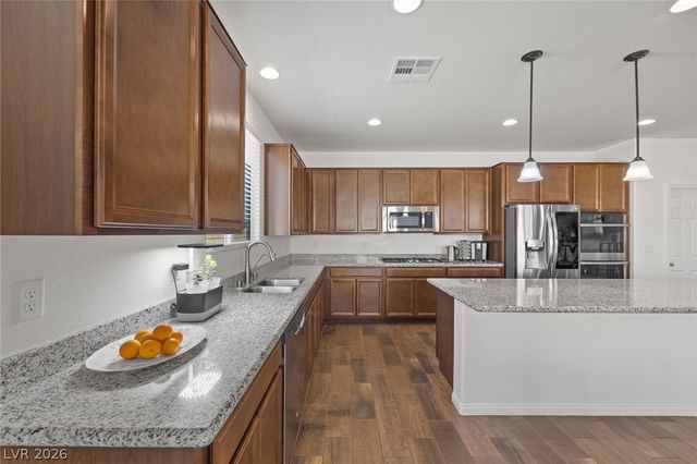 6721 Sycamore Pines Street, Las Vegas, NV 89149