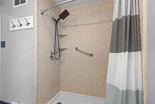 1242 LANGLADE AVENUE, Green Bay, WI 54304