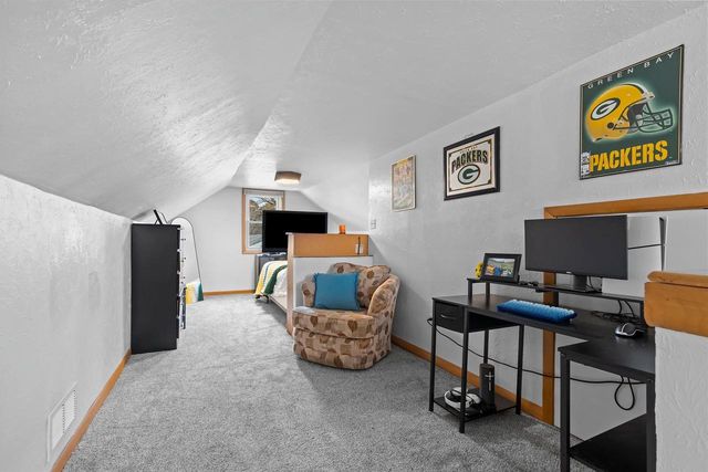 1242 LANGLADE AVENUE, Green Bay, WI 54304