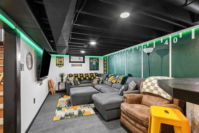 1242 LANGLADE AVENUE, Green Bay, WI 54304