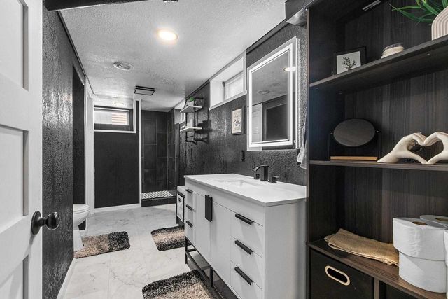 1242 LANGLADE AVENUE, Green Bay, WI 54304