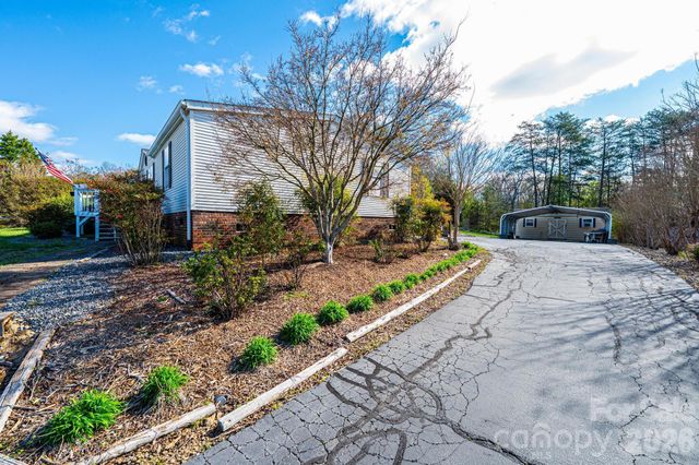 8547 Ledford Avenue, Connelly Springs, NC 28612