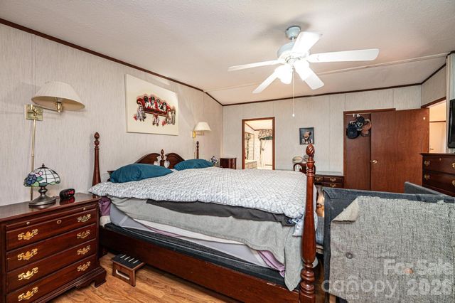 8547 Ledford Avenue, Connelly Springs, NC 28612