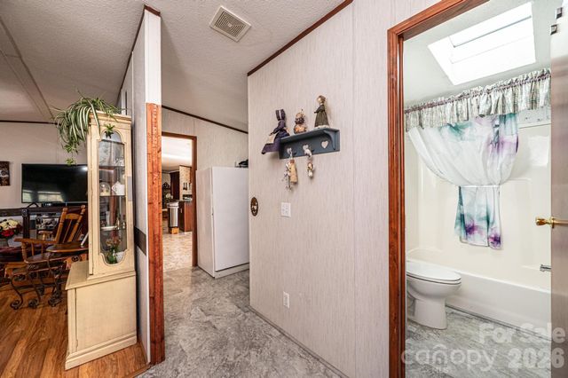 8547 Ledford Avenue, Connelly Springs, NC 28612