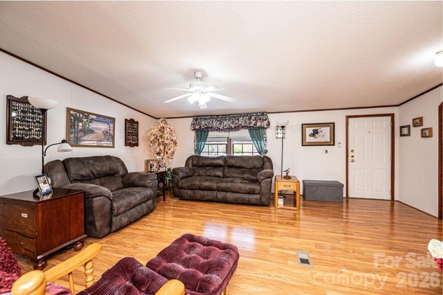 8547 Ledford Avenue, Connelly Springs, NC 28612