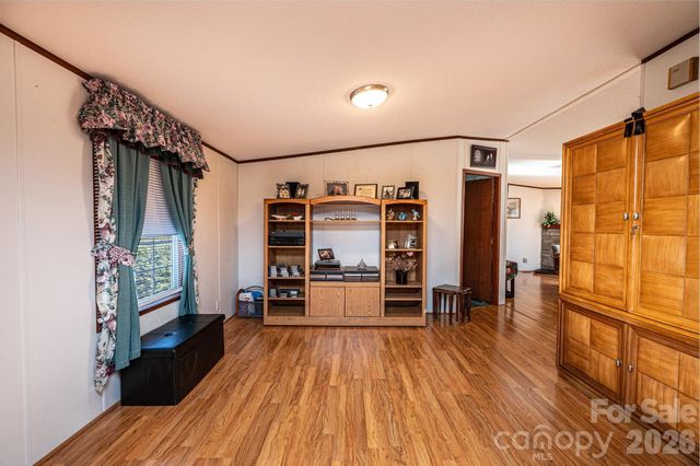 8547 Ledford Avenue, Connelly Springs, NC 28612