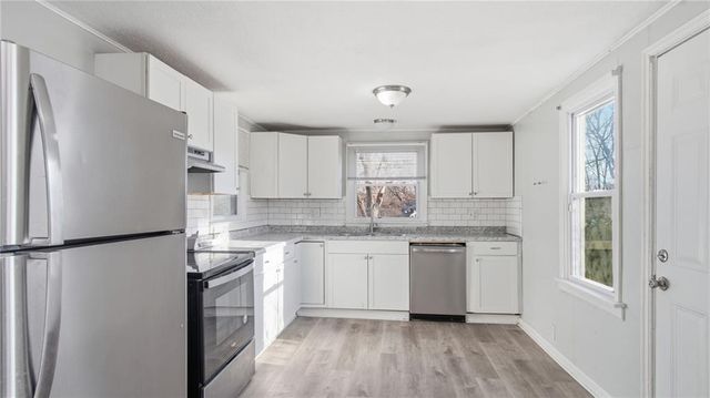 1017 E Smith Avenue, Independence, MO 64050