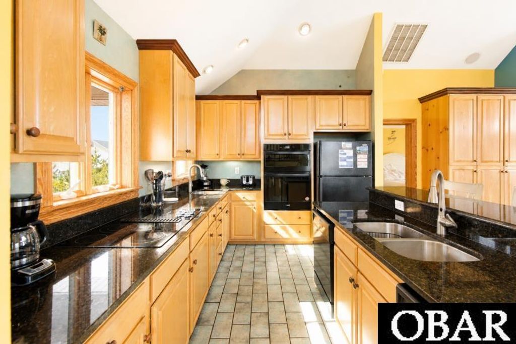 Image 13 of property listing at 799 Apollo Road Lot #22, Corolla, NC 27927