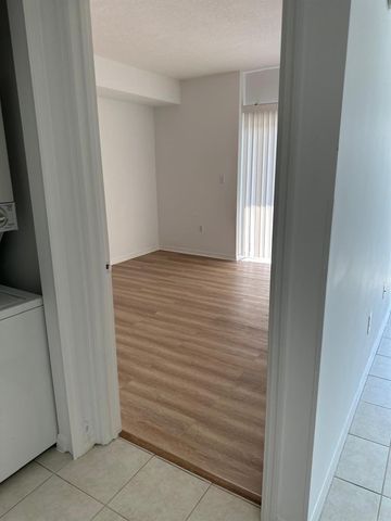 3410 Coral Way 804, Miami, FL 33145