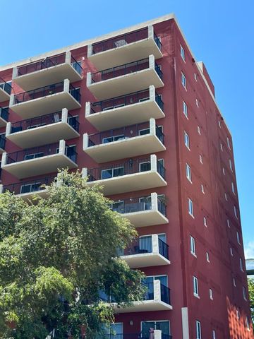 3410 Coral Way 804, Miami, FL 33145