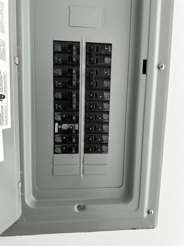 3410 Coral Way 804, Miami, FL 33145