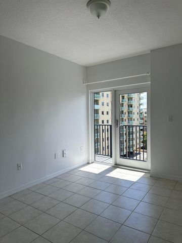 3410 Coral Way 804, Miami, FL 33145