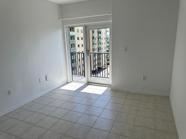 3410 Coral Way 804, Miami, FL 33145
