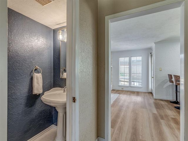 4514 Green Field Circle, Norman, OK 73072