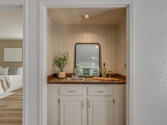 4514 Green Field Circle, Norman, OK 73072