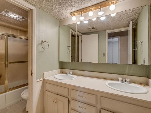 4514 Green Field Circle, Norman, OK 73072