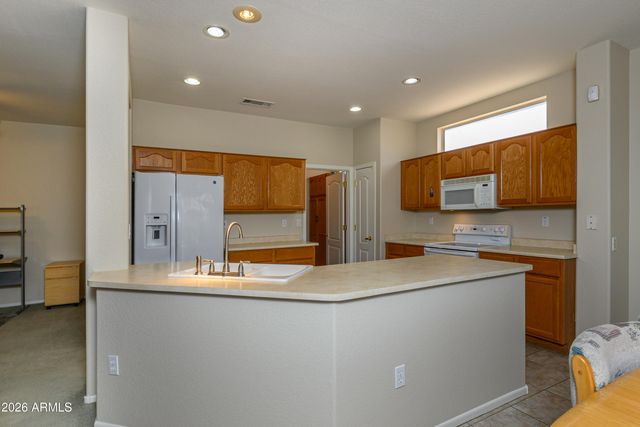 16236 W SCARLET CANYON Drive, Surprise, AZ 85374