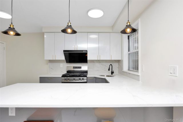 68-36 Selfridge Street, Forest Hills, NY 11375