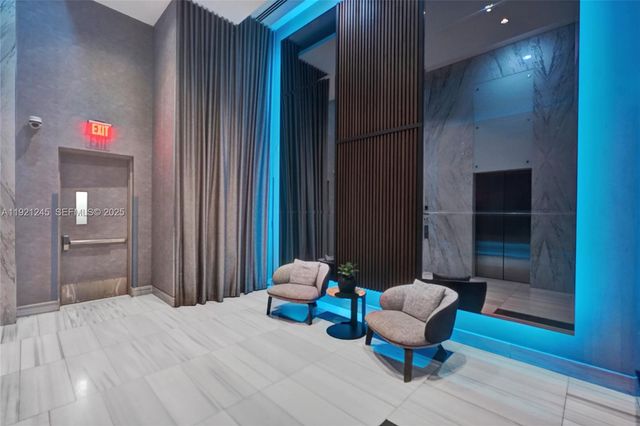 1100 Biscayne Blvd 3708, Miami, FL 33132