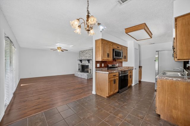 1413 Long Shadow Lane, Mesquite, TX 75149