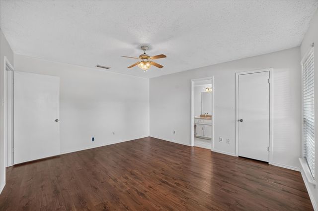 1413 Long Shadow Lane, Mesquite, TX 75149