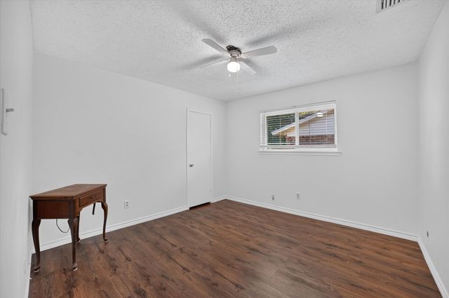1413 Long Shadow Lane, Mesquite, TX 75149