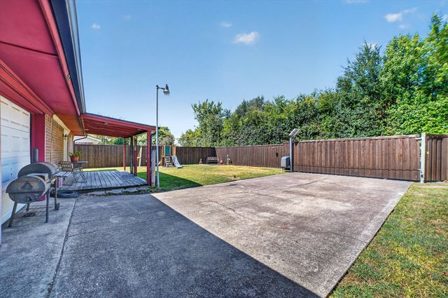 1413 Long Shadow Lane, Mesquite, TX 75149