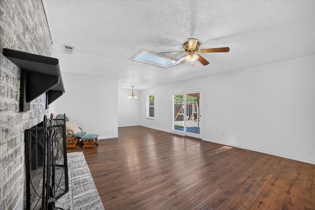 1413 Long Shadow Lane, Mesquite, TX 75149