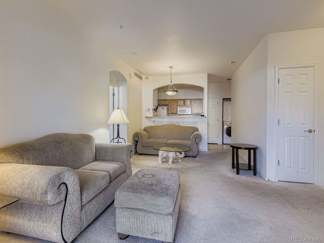 5255 Memphis St 3-307, Denver, CO 80239