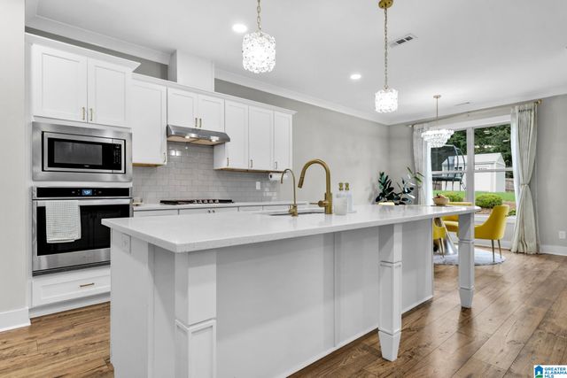 5441 HAYES COVE WAY, Trussville, AL 35173
