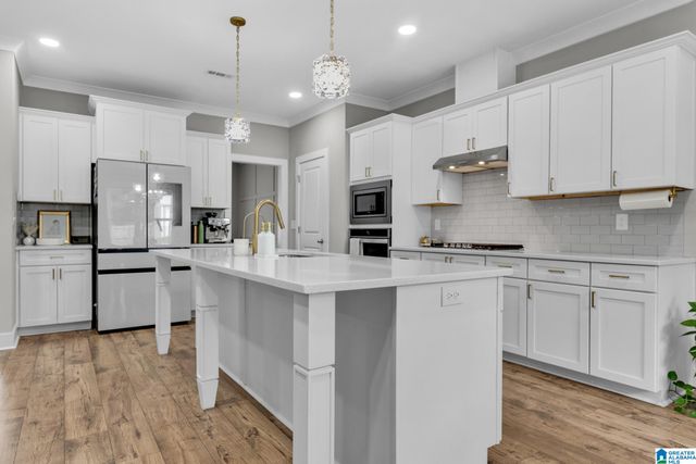 5441 HAYES COVE WAY, Trussville, AL 35173