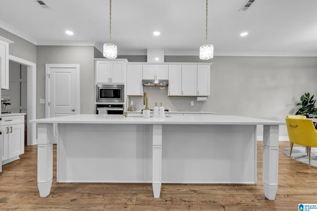 5441 HAYES COVE WAY, Trussville, AL 35173
