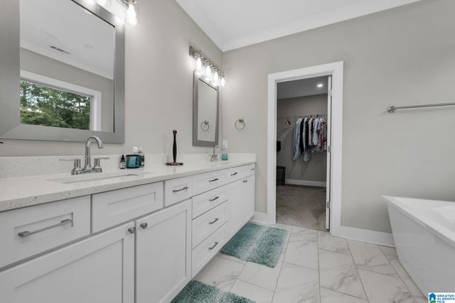 5441 HAYES COVE WAY, Trussville, AL 35173