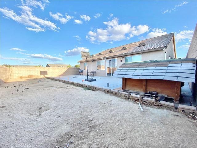 17668 Park Terrace Court, Victorville, CA 92395