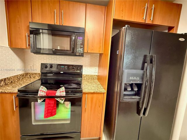 2701 SW 3rd Ave 202, Miami, FL 33129