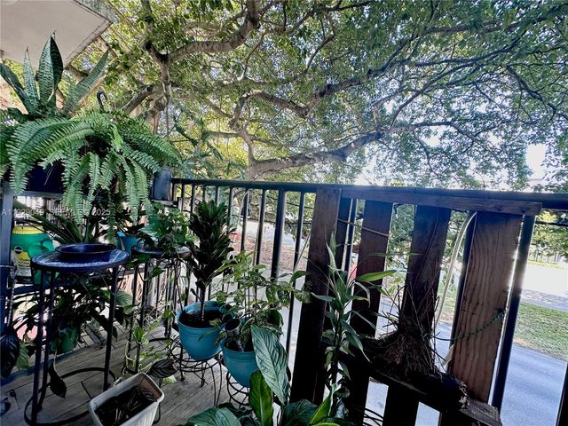 2701 SW 3rd Ave 202, Miami, FL 33129