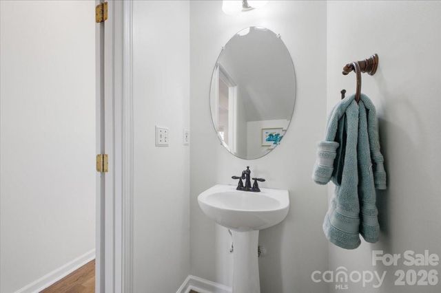 2327 Whitford Lane, Charlotte, NC 28210