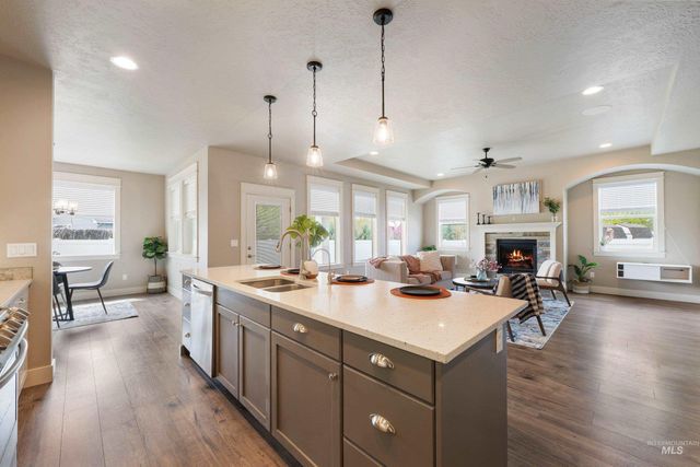 4067 Whistling Heights Way, Nampa, ID 83687