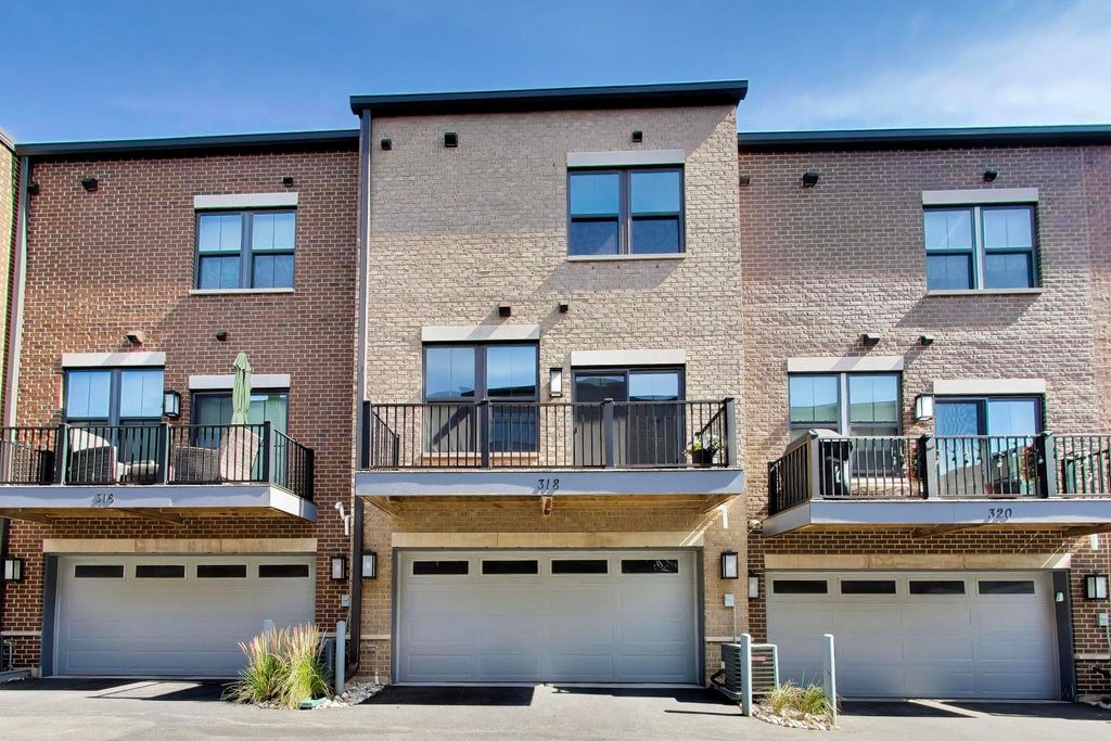 318 S Elm Street 318, Mount Prospect, IL 60056 — photo 4