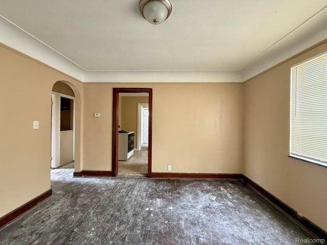 19440 Cliff Street, Detroit, MI 48234