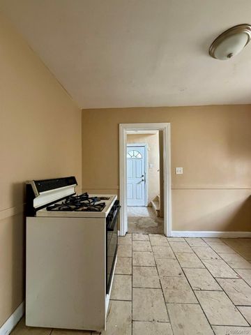 19440 Cliff Street, Detroit, MI 48234