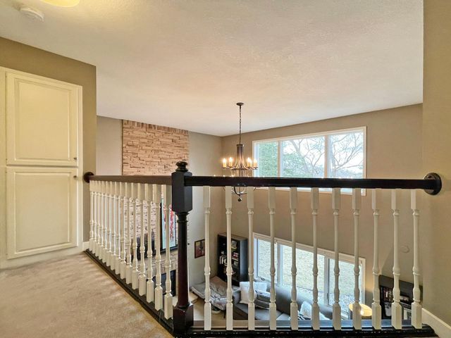 6560 Shadow Lane, Chanhassen, MN 55317