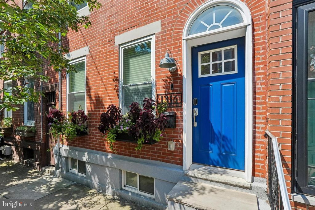 1314 S FAIRHILL ST, PHILADELPHIA, PA 19147 — photo 2