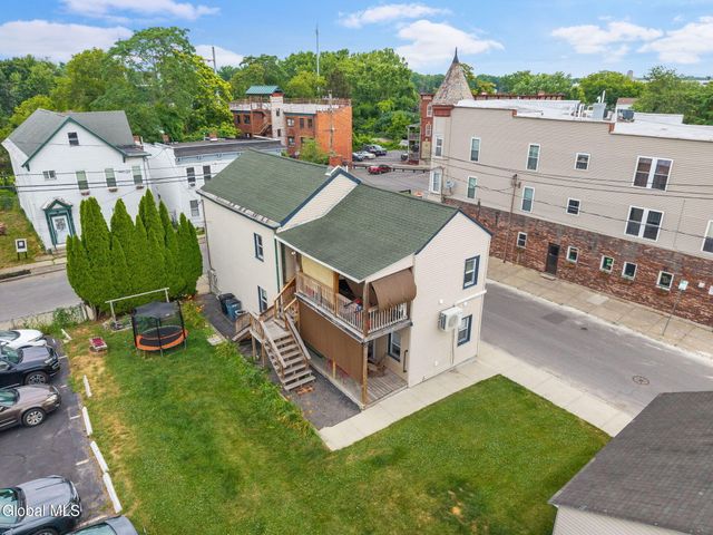 206 Front Street, Schenectady, NY 12305