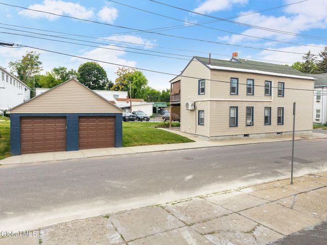 206 Front Street, Schenectady, NY 12305