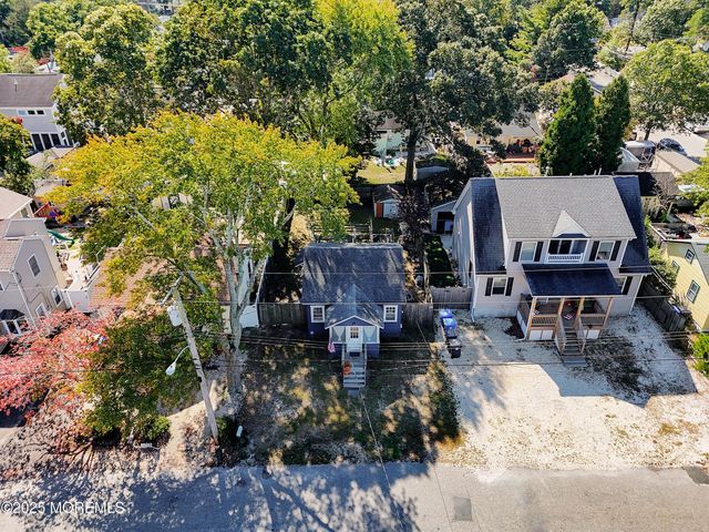 495 Pinecroft Drive, Brick, NJ 08723